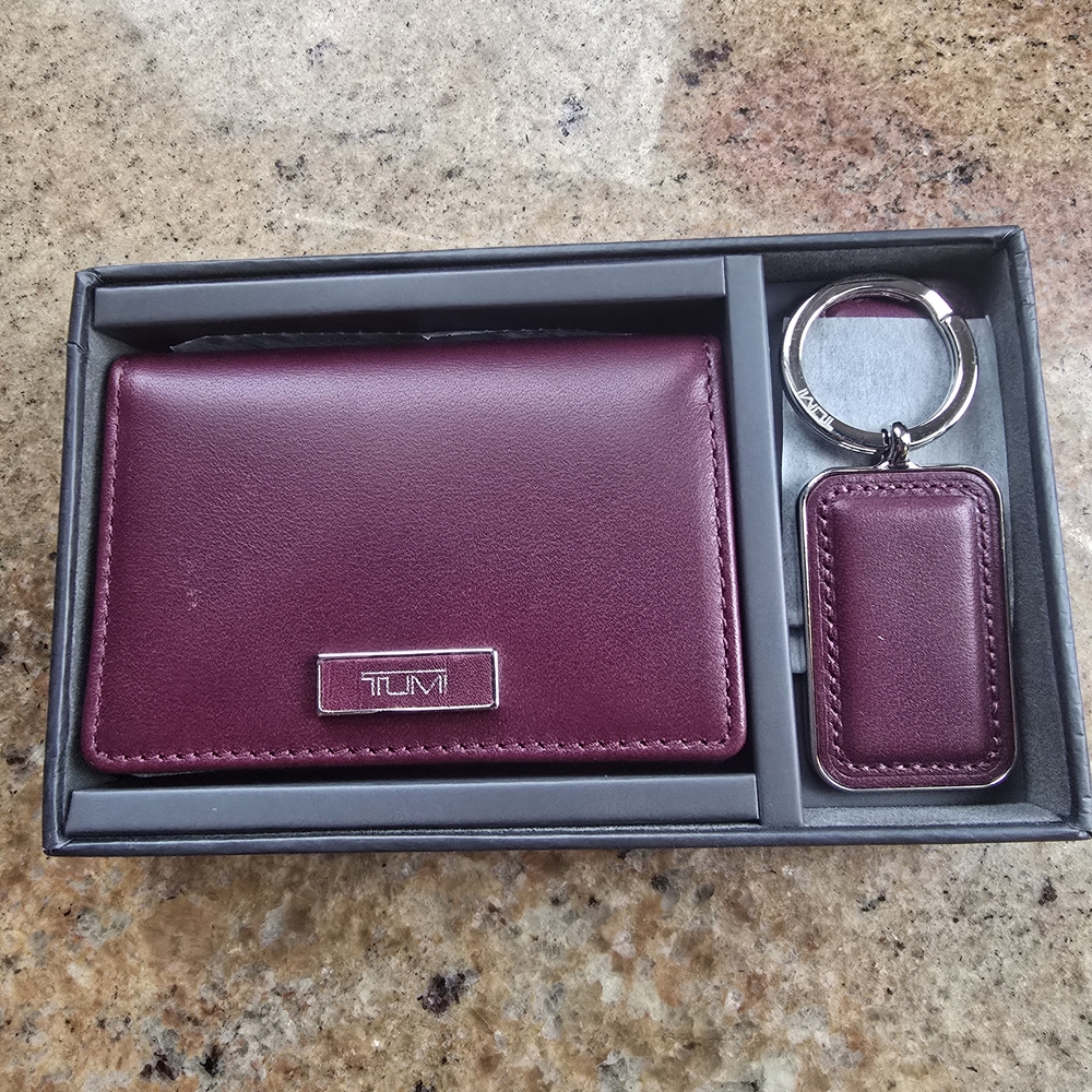 Tumi Garnet Leather Wallet and Keychain Set